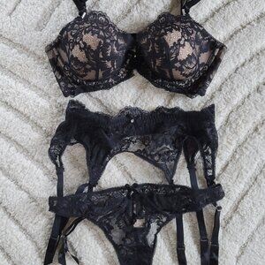 Dita Von Teese Black Lingerie Set